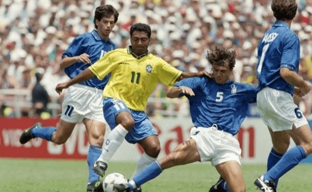 更是他对职 更是他对职